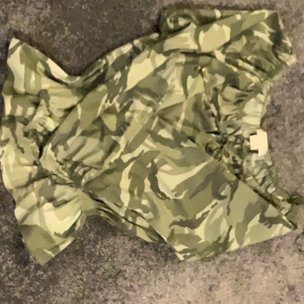 Blouse W/Drawstring Collar - image 1